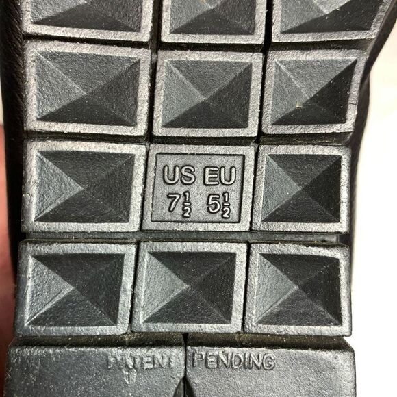 Aerosoles landfall, black leather bootie size 7 1/2 ￼ - Picture 7 of 8